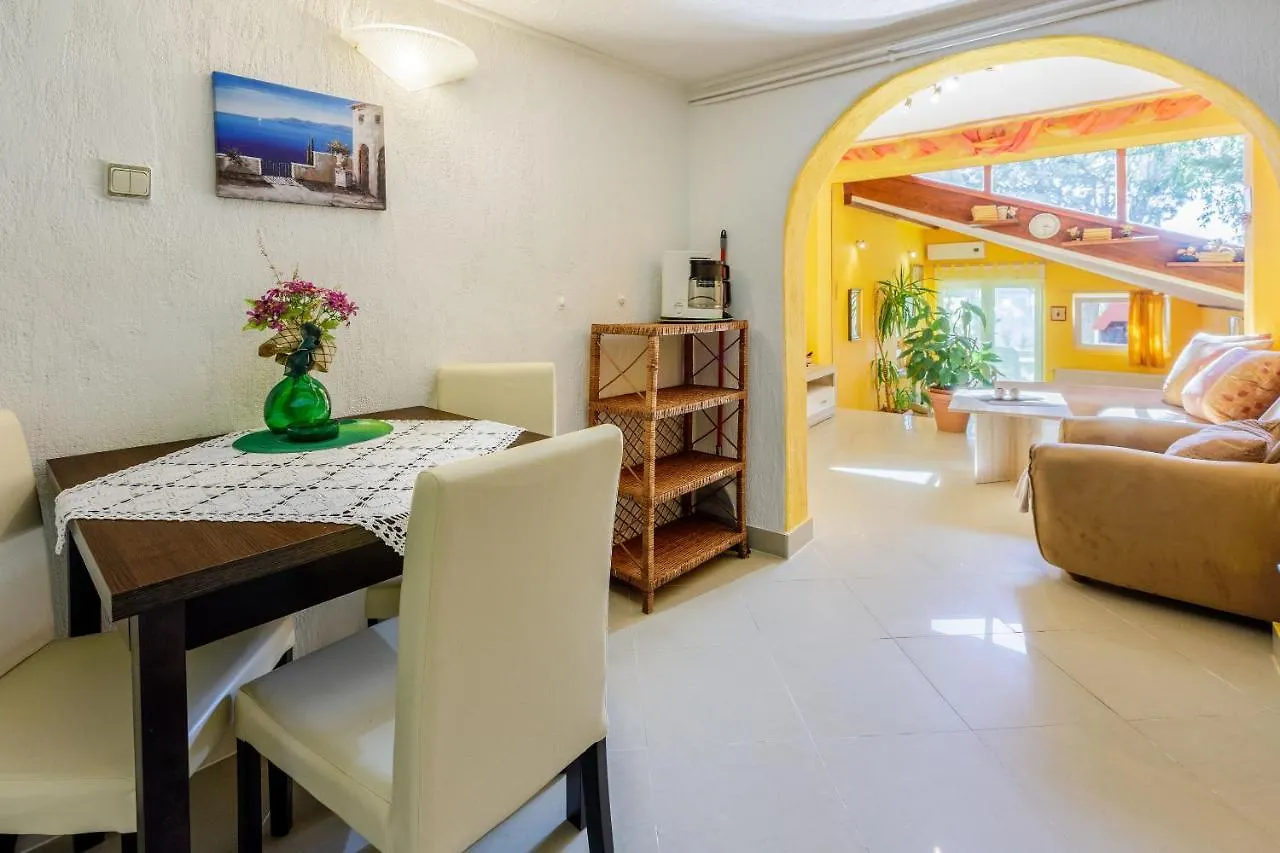 Apartments Senka Dramalj 0*,  Croazia